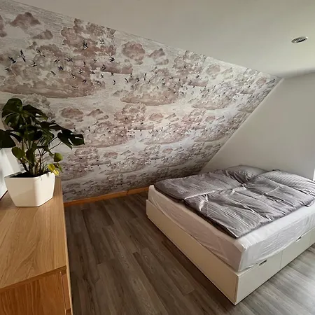 Rittergut Zeschnig, Ferienapartments Saechsische Schweiz דירה הונשטיין