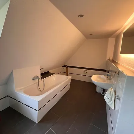 아파트 Rittergut Zeschnig, Ferienapartments Saechsische Schweiz *